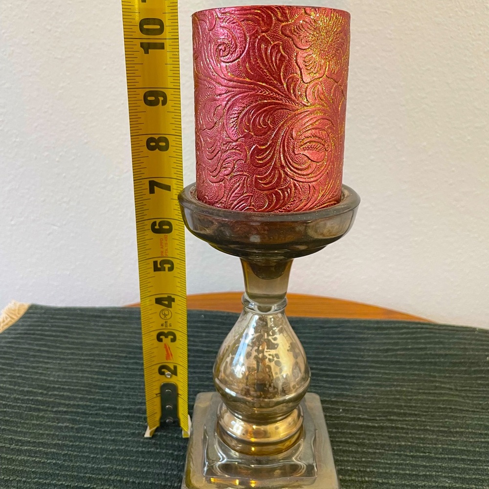 Red/gold candle with decorative candle holder - NWOT